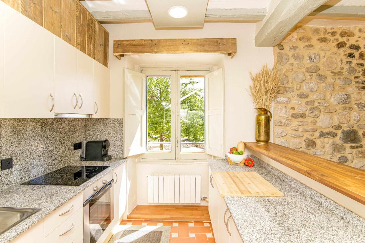 Вилла El Molino De Besalu Casa Con Jardin Экстерьер фото