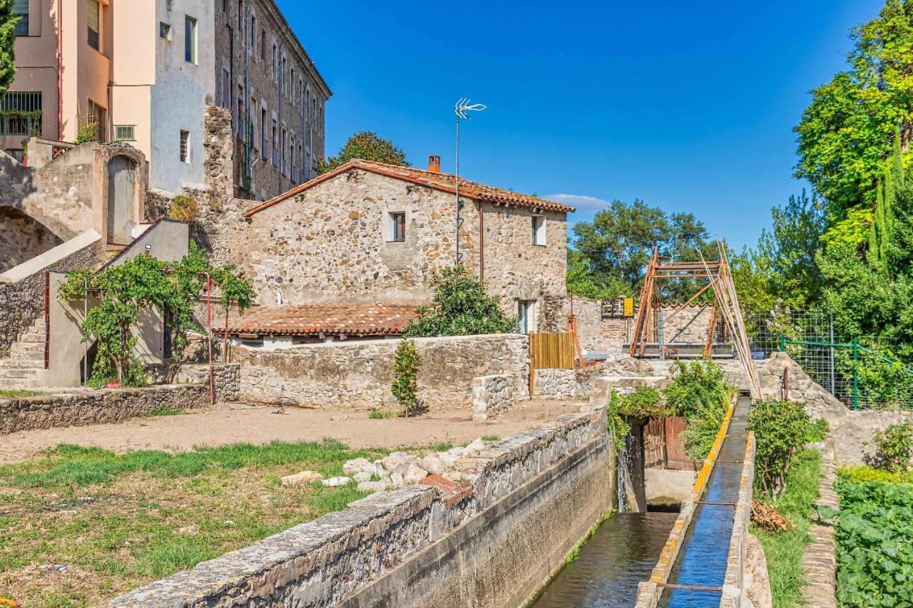 Вилла El Molino De Besalu Casa Con Jardin Экстерьер фото